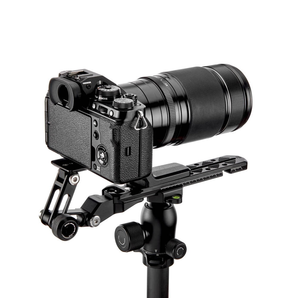 3 Legged Thing THINGY DARK & QR ULTRA 200mm Matte Black attached to camera on tripod