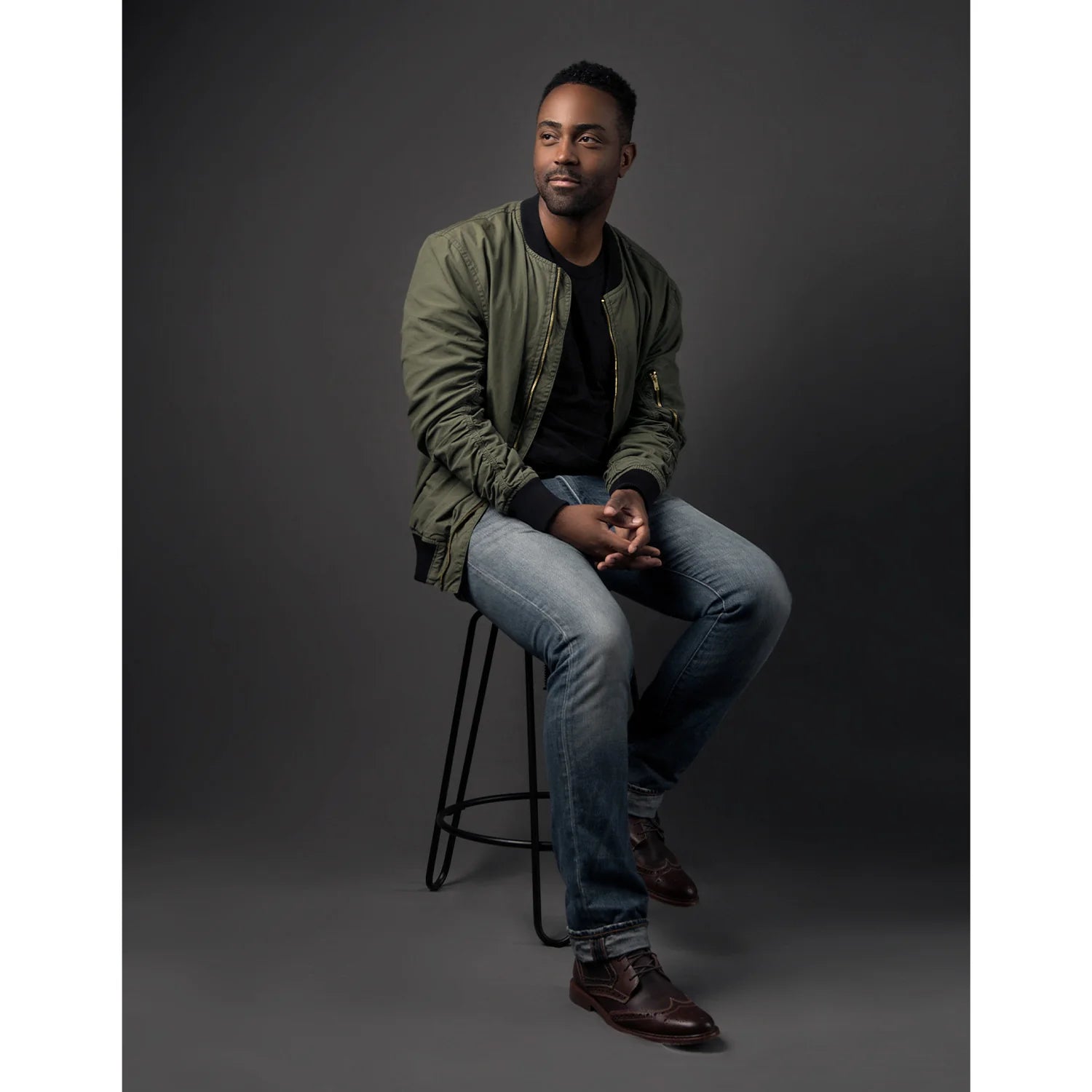 Westcott X-Drop Wrinkle-Resistant Sweep Backdrop - Neutral Gray (5' x 12')