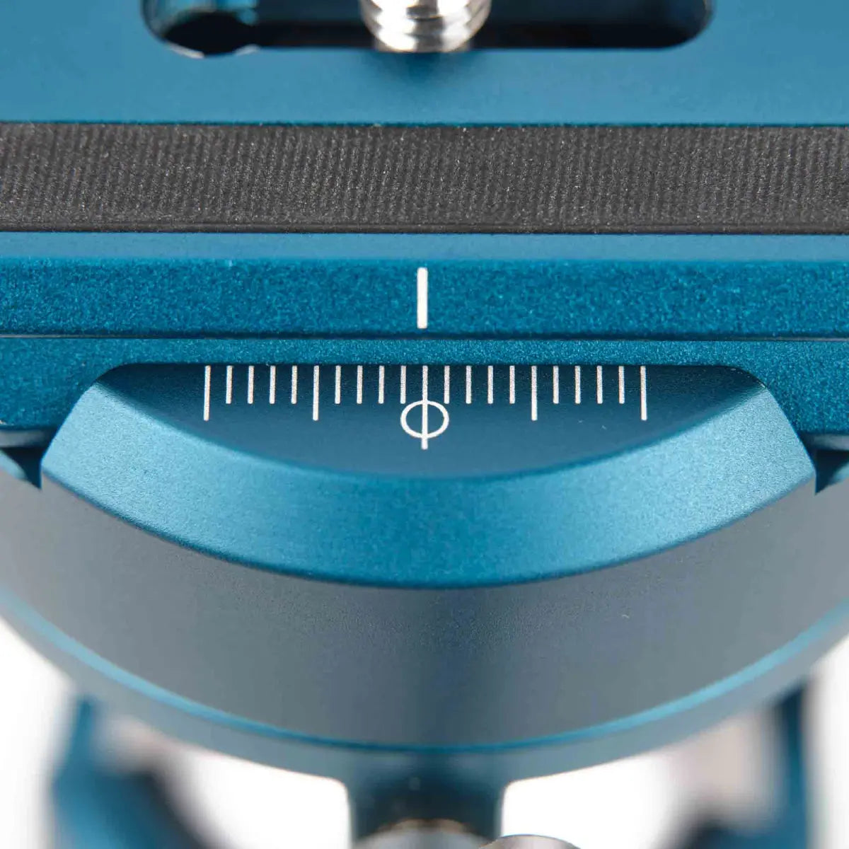 Benro NBBH2 by Novoflex Head Small close up of balancing adjustment indictor