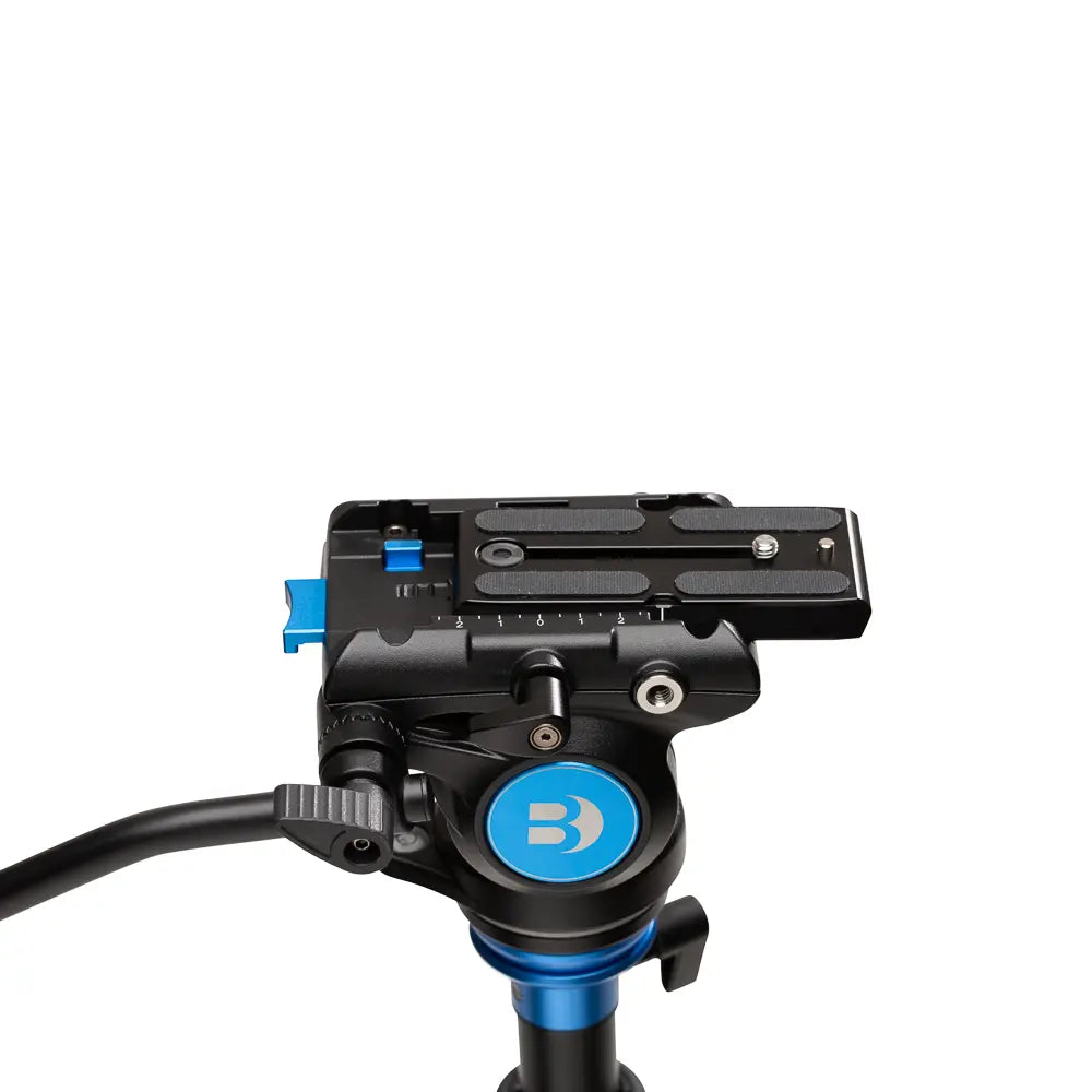 Benro S4 PRO Flat Base Fluid Video Tripod Head