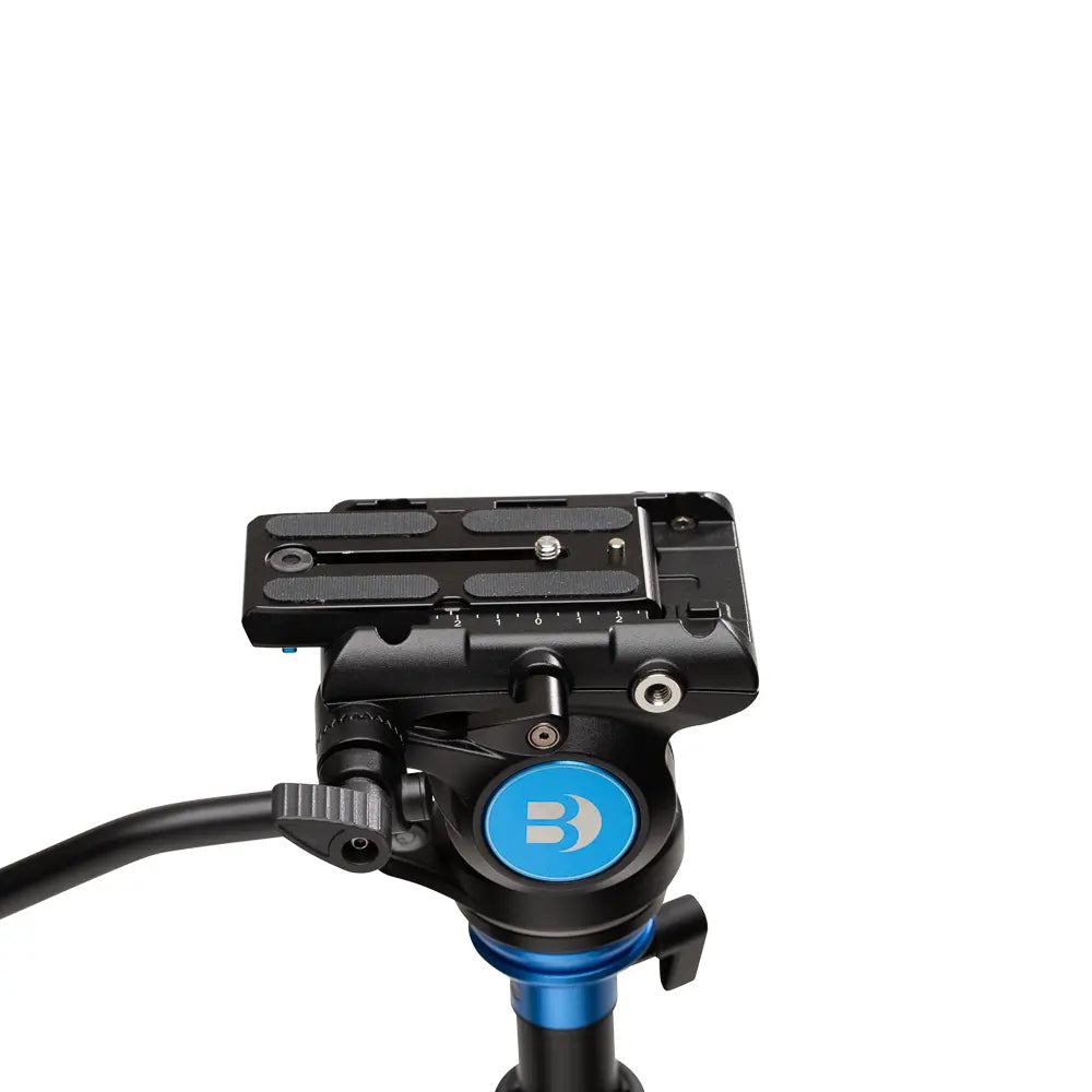 Benro S4 PRO Flat Base Fluid Video Tripod Head
