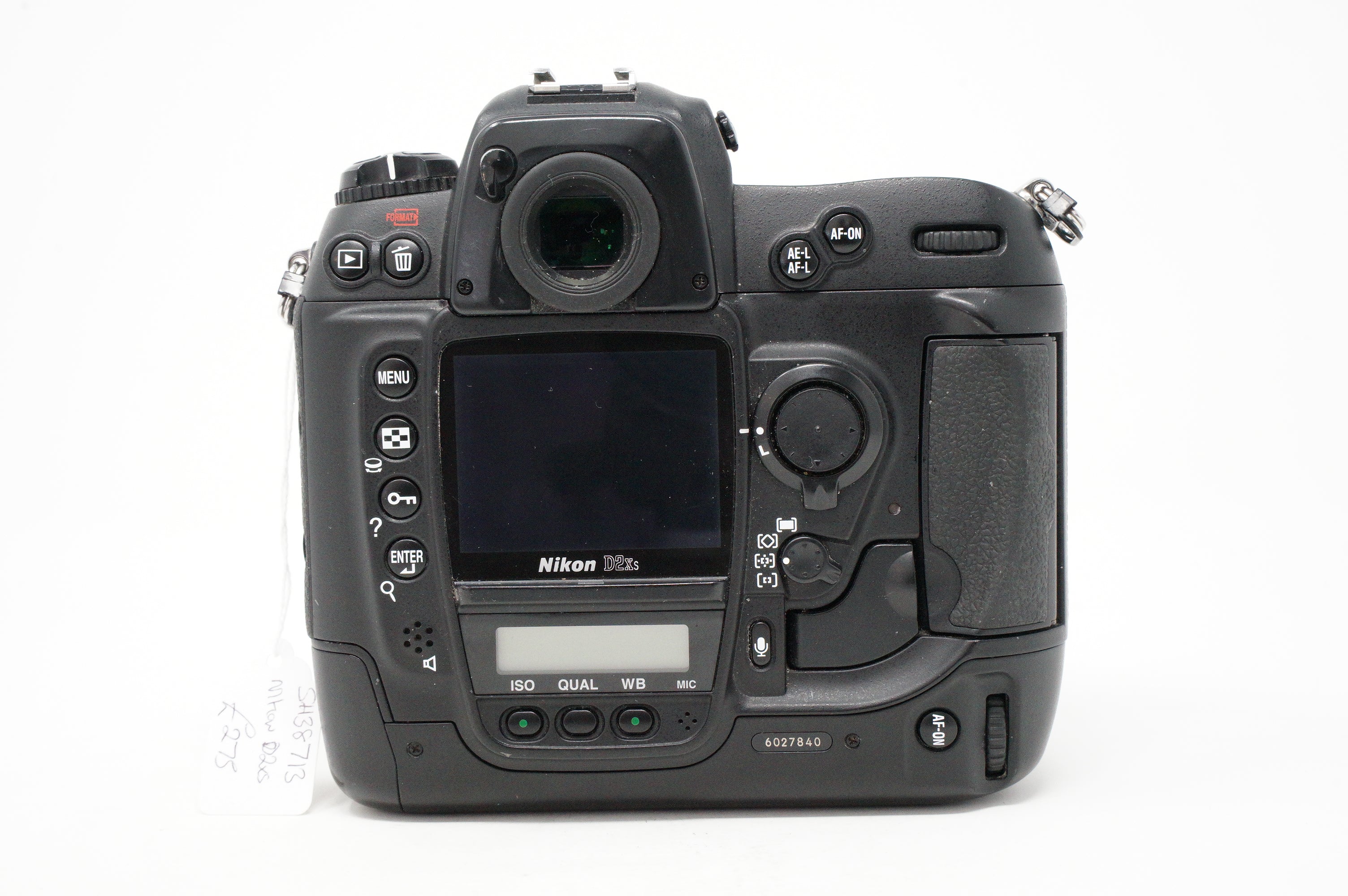 Used Nikon D2XS Digital camera (Needs charger)(SH38713)