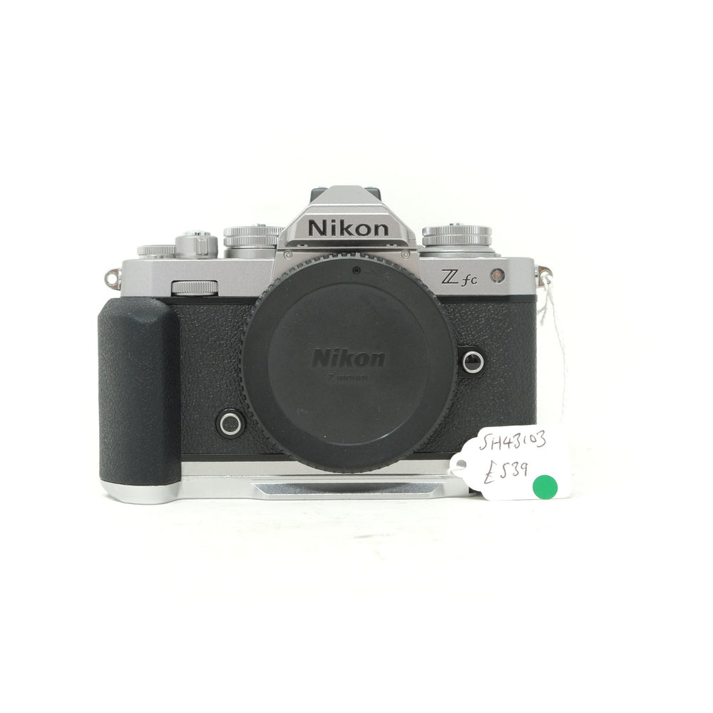 Used Nikon Z Fc Mirrorless camera body + L bracket (act. 1114) (Boxed SH43103)
