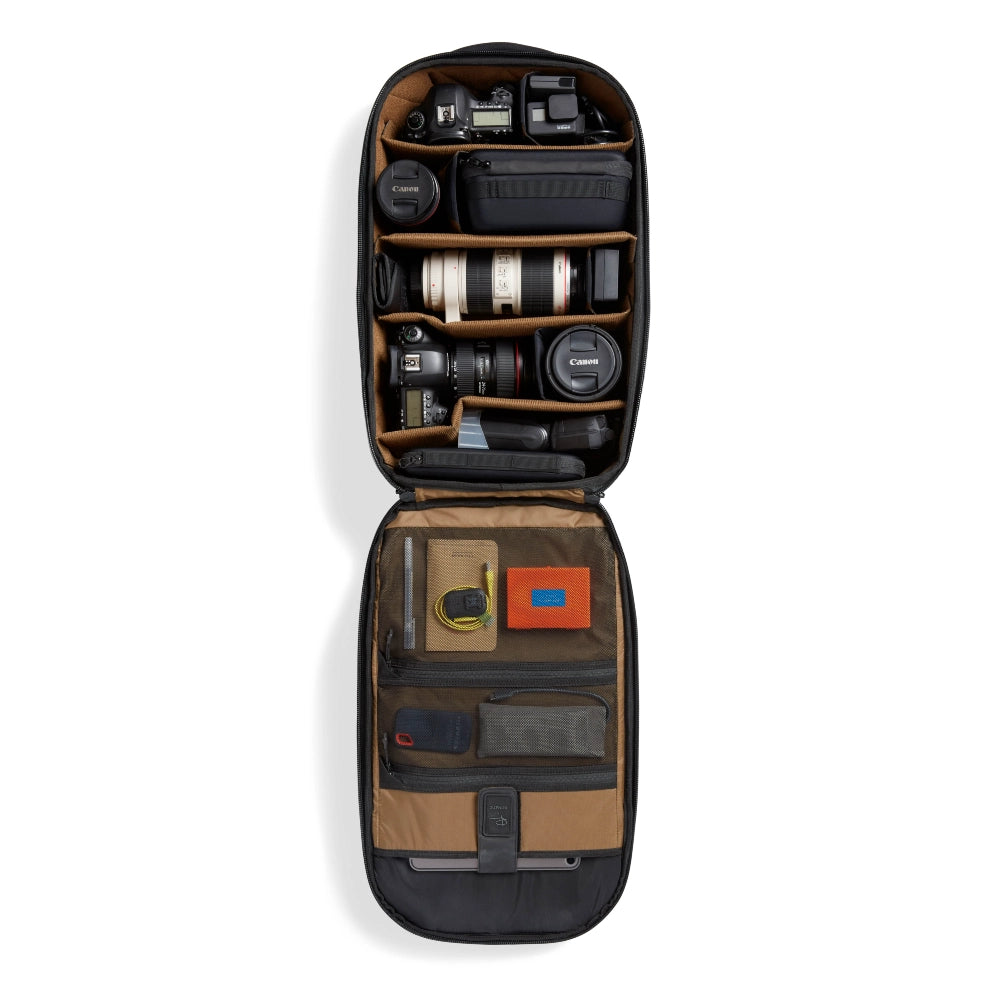 Gomatic McKinnon Camera Pack 35L inside bag