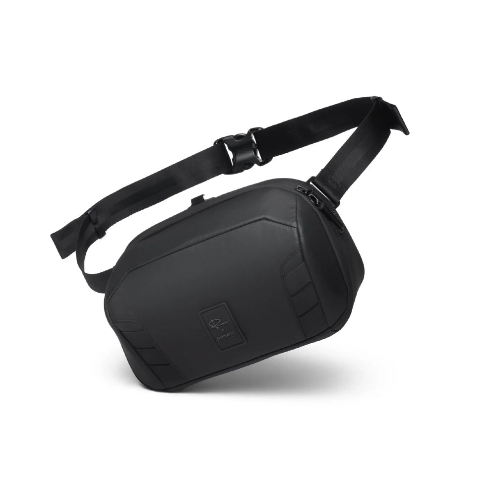 Gomatic McKinnon Camera Sling 5L front angle