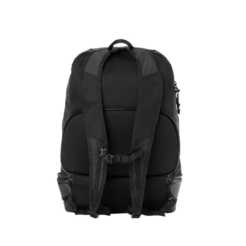 Gomatic McKinnon Cube Pack 21L back