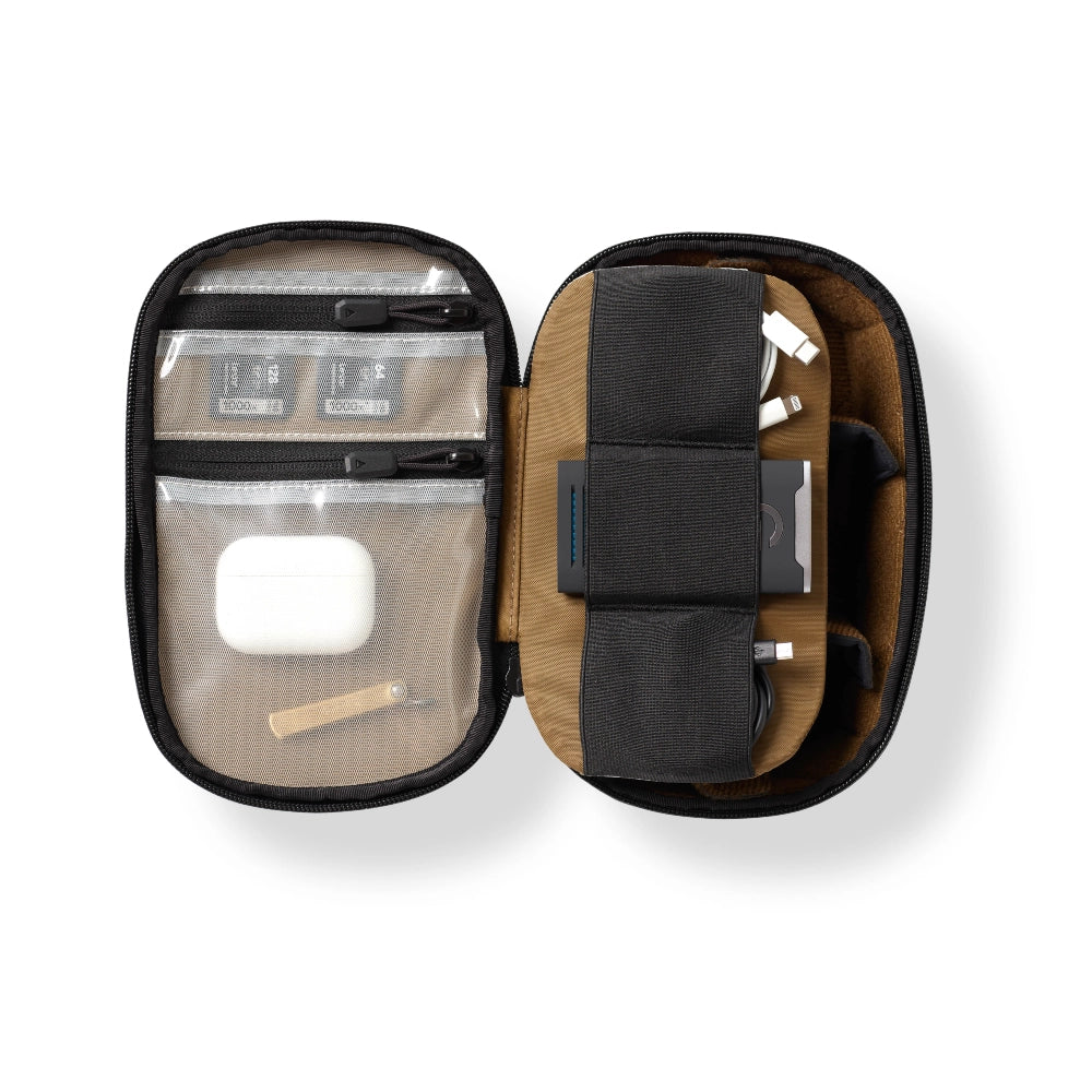 Gomatic McKinnon Tech Organizer inside