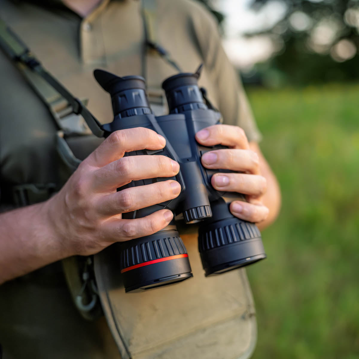 Hikmicro Habrok Pro HX60L Thermal Binoculars