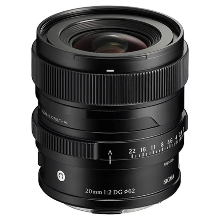 Sigma 20mm F2 front top