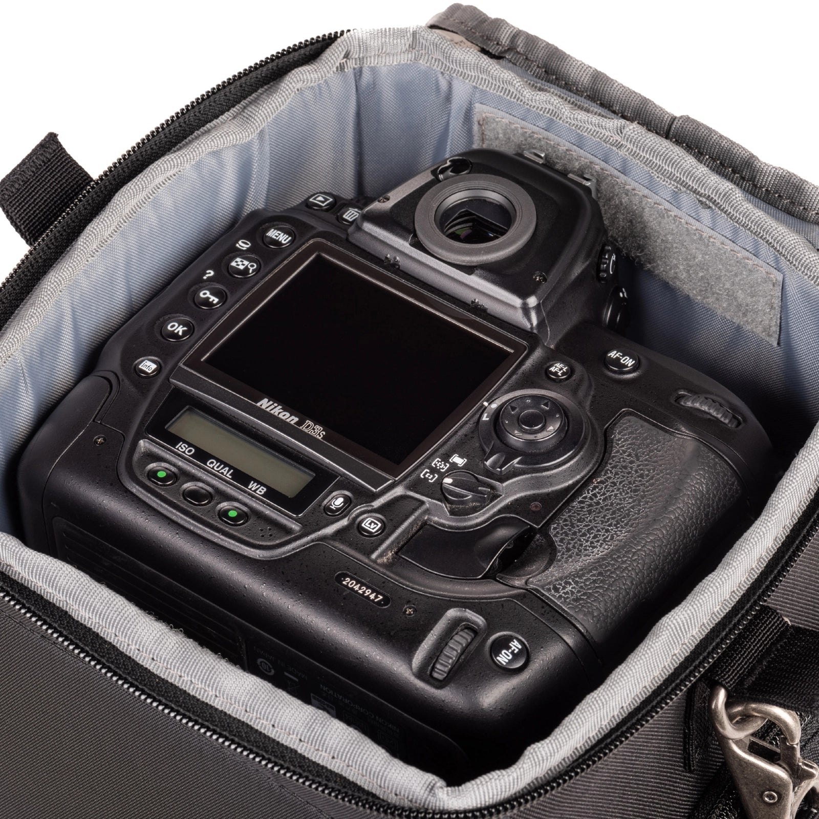 Think Tank Digital Holster 150 Lens Case top angle od inside with camera inside