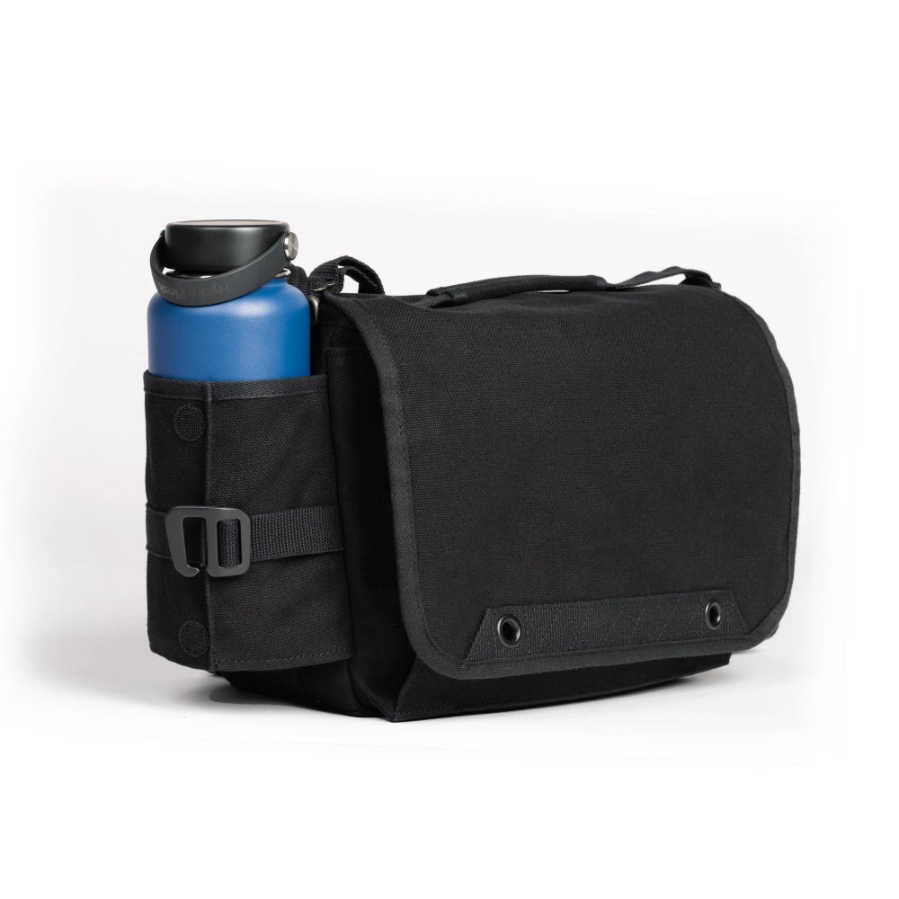 Think Tank Photo Retrospective 5 V2.0 close up of water bottle pouch