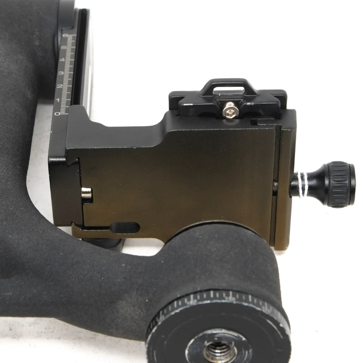 Used Beike Gimbal Head with plate - bottom angle