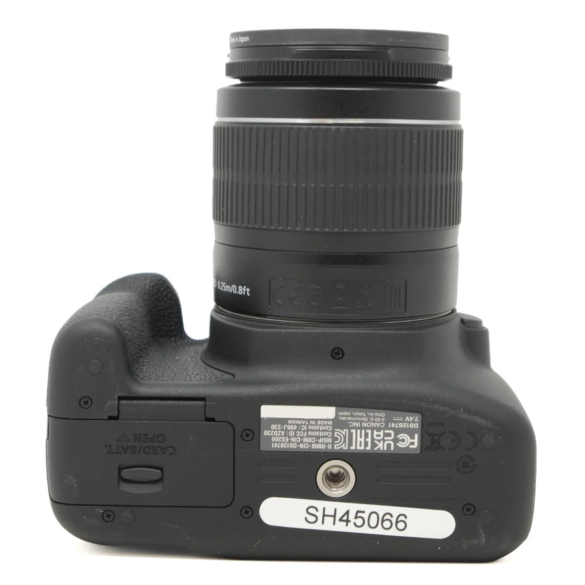 Used Canon EOS 2000D + 18-55mm III - bottom angle - bottom angle