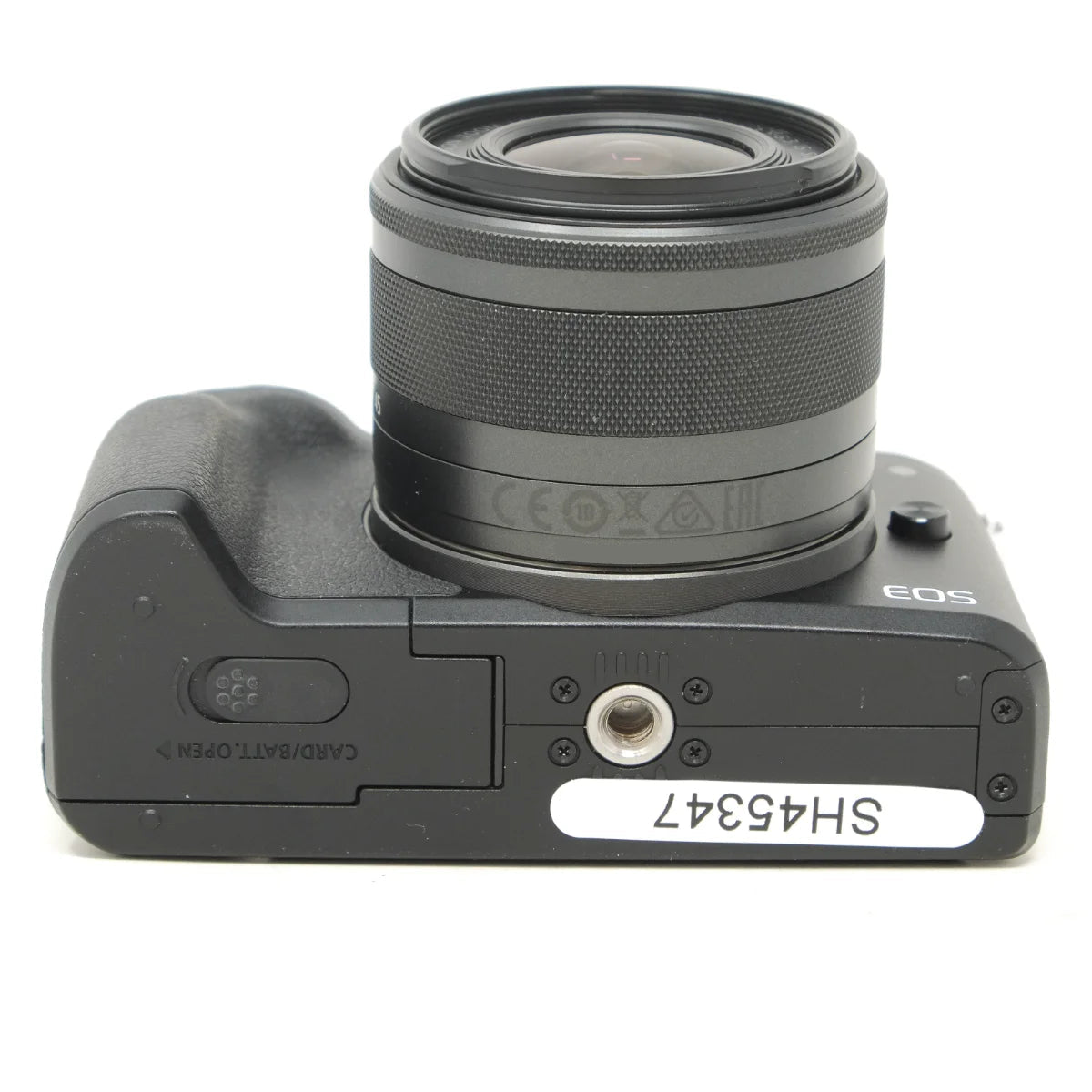 Used Canon EOS M50 Mirrorless camera with M 15-45mm Lens - bottom angle