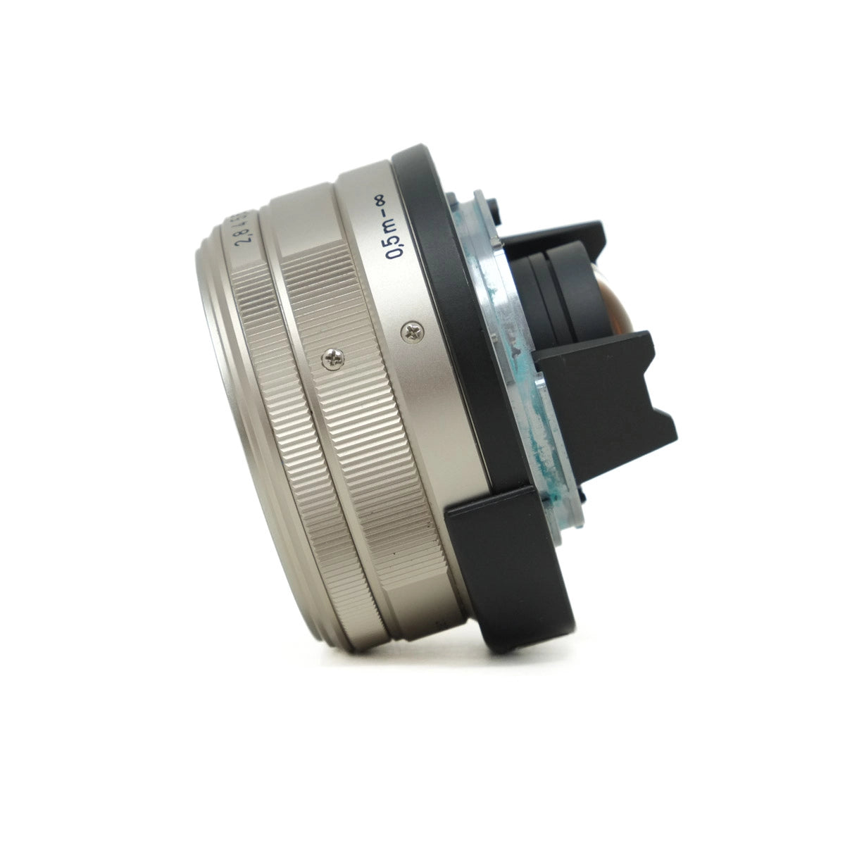 Used Carl Zeiss Biogon T* 28mm F2.8 lens for Contax G Mount - side angle