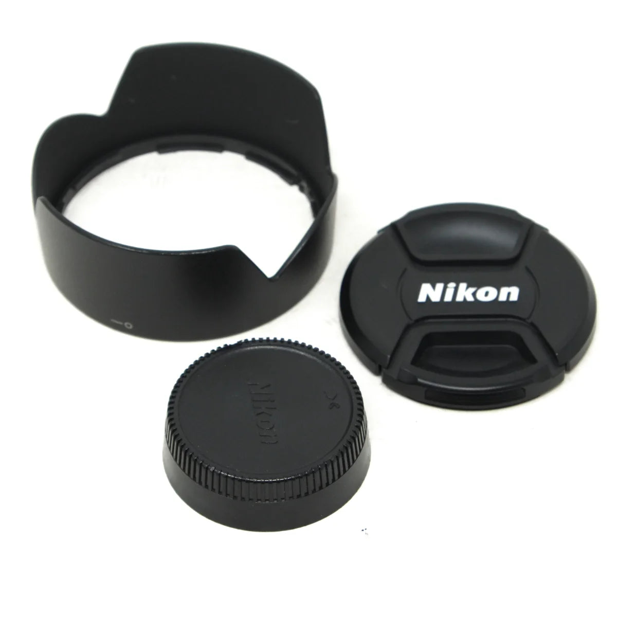 Used Nikon AF-S 18-140mm F3.5-5.6G ED VR lens - lens hood and caps