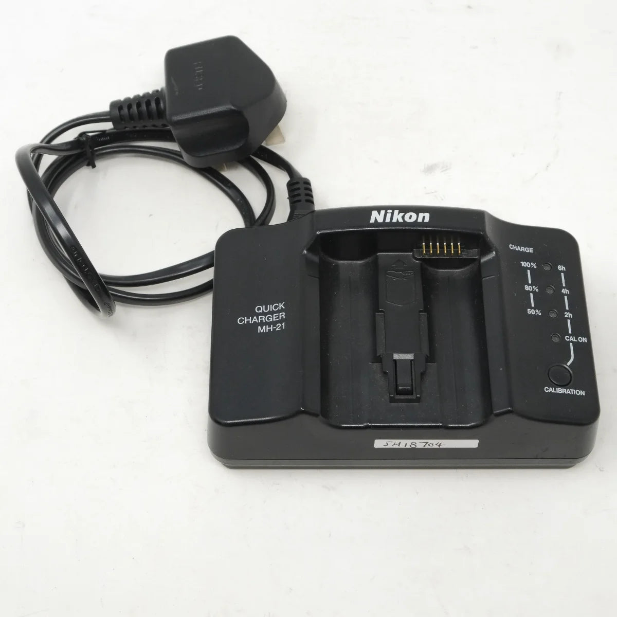 Used Nikon D3 DSLR camera - charger