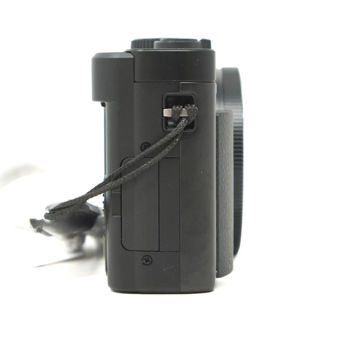 Used Panasonic DMC-TZ99 - side angle