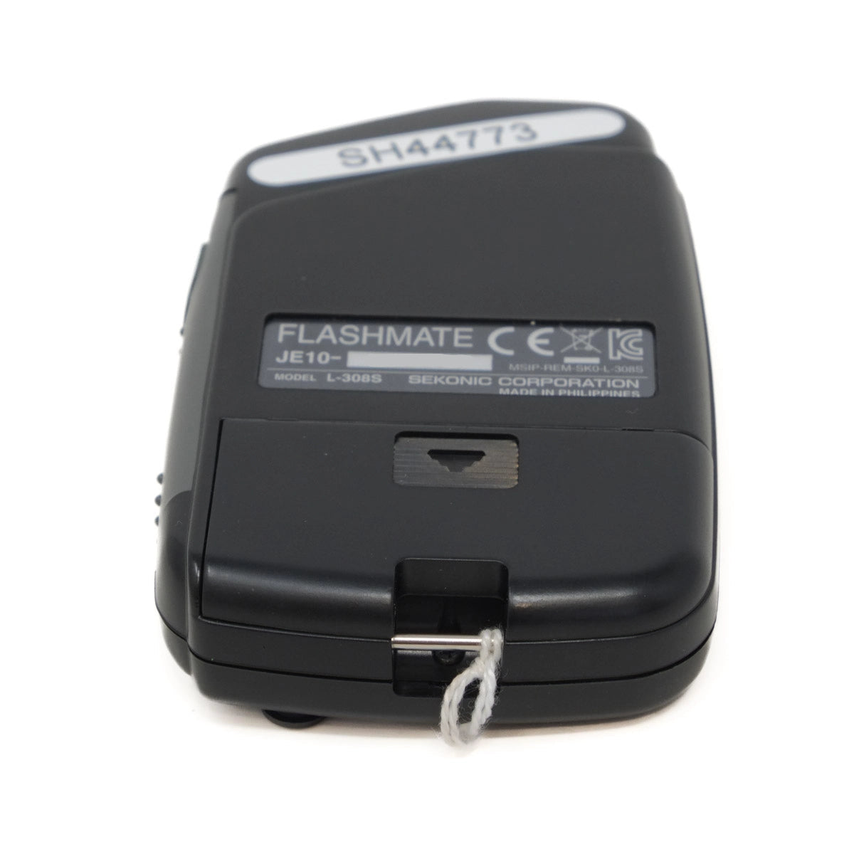 Black electronic device with 'Flashmate' branding on a white background