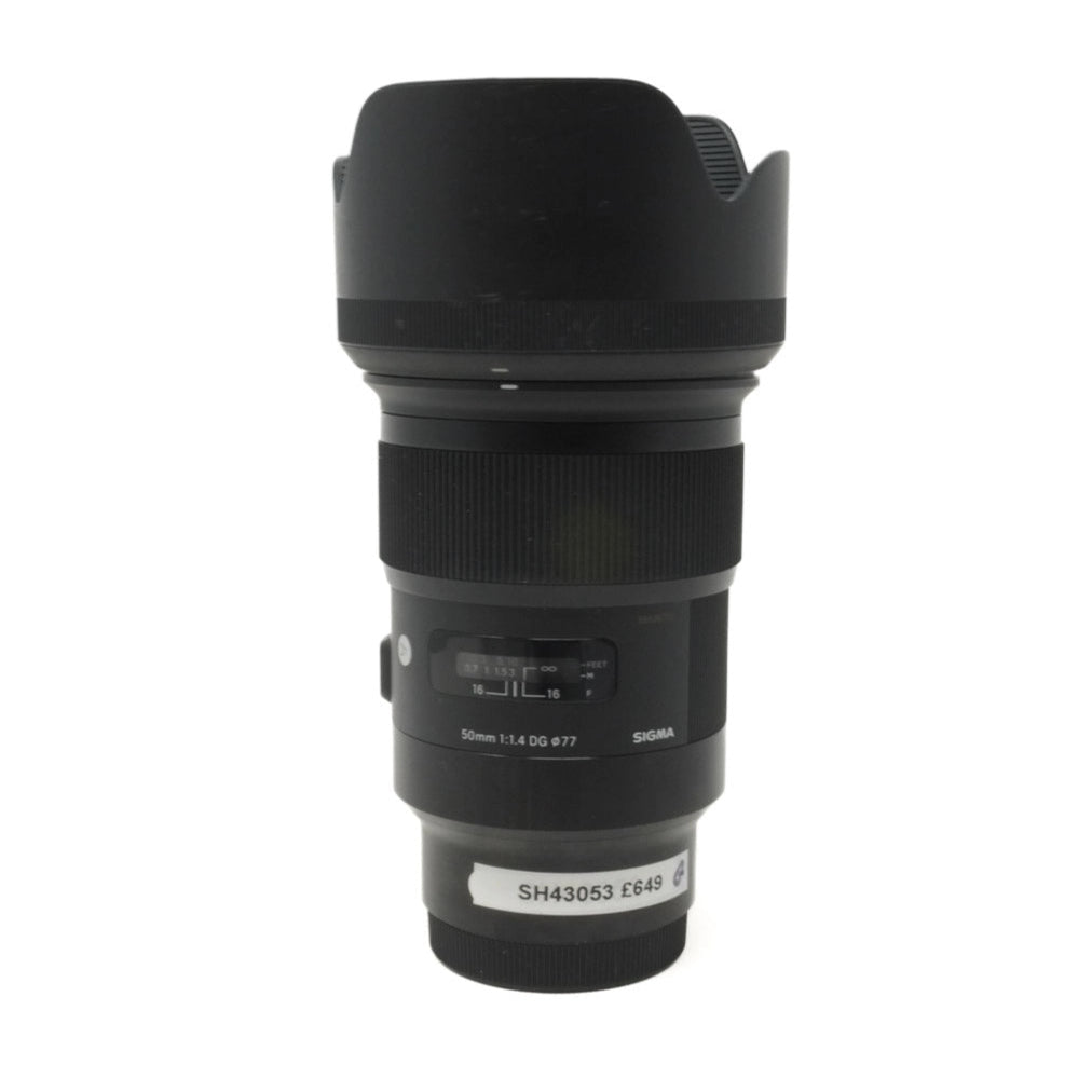 Used Sigma 50mm F/1.4 DG ART lens in Sony E-Mount - Lens hood