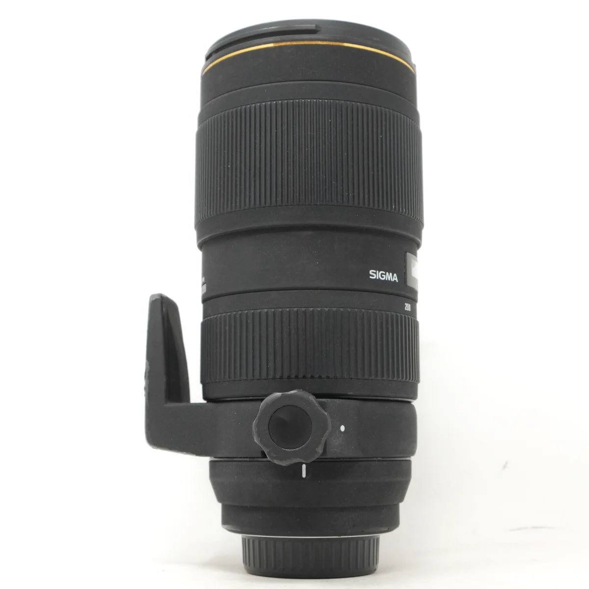 Used Sigma 70-200mm F2.8 APO DG Macro HSM lens in Nikon F Mount - side angle