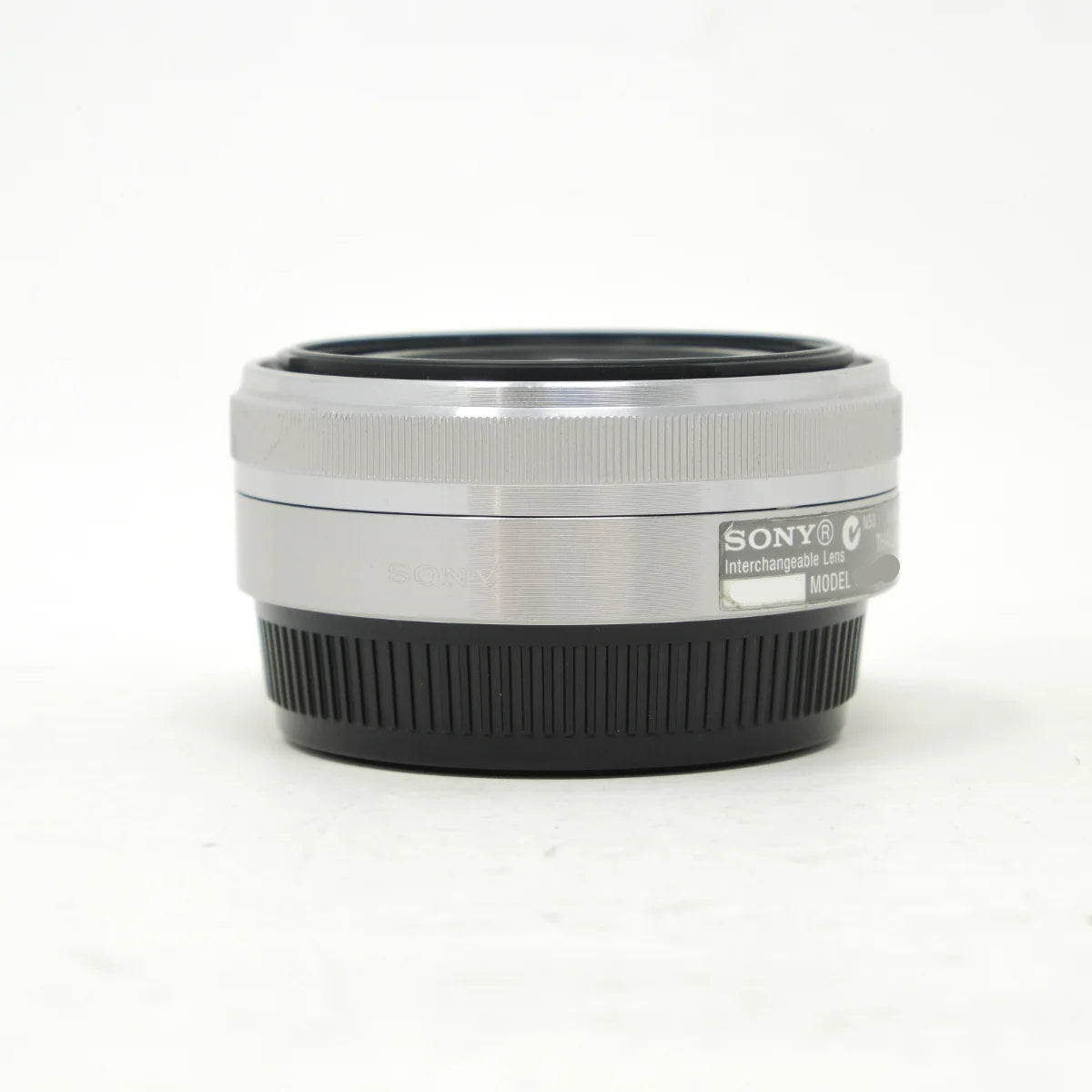 Used Sony 16mm F2.8 Pancake Lens in Silver E Mount - side angle