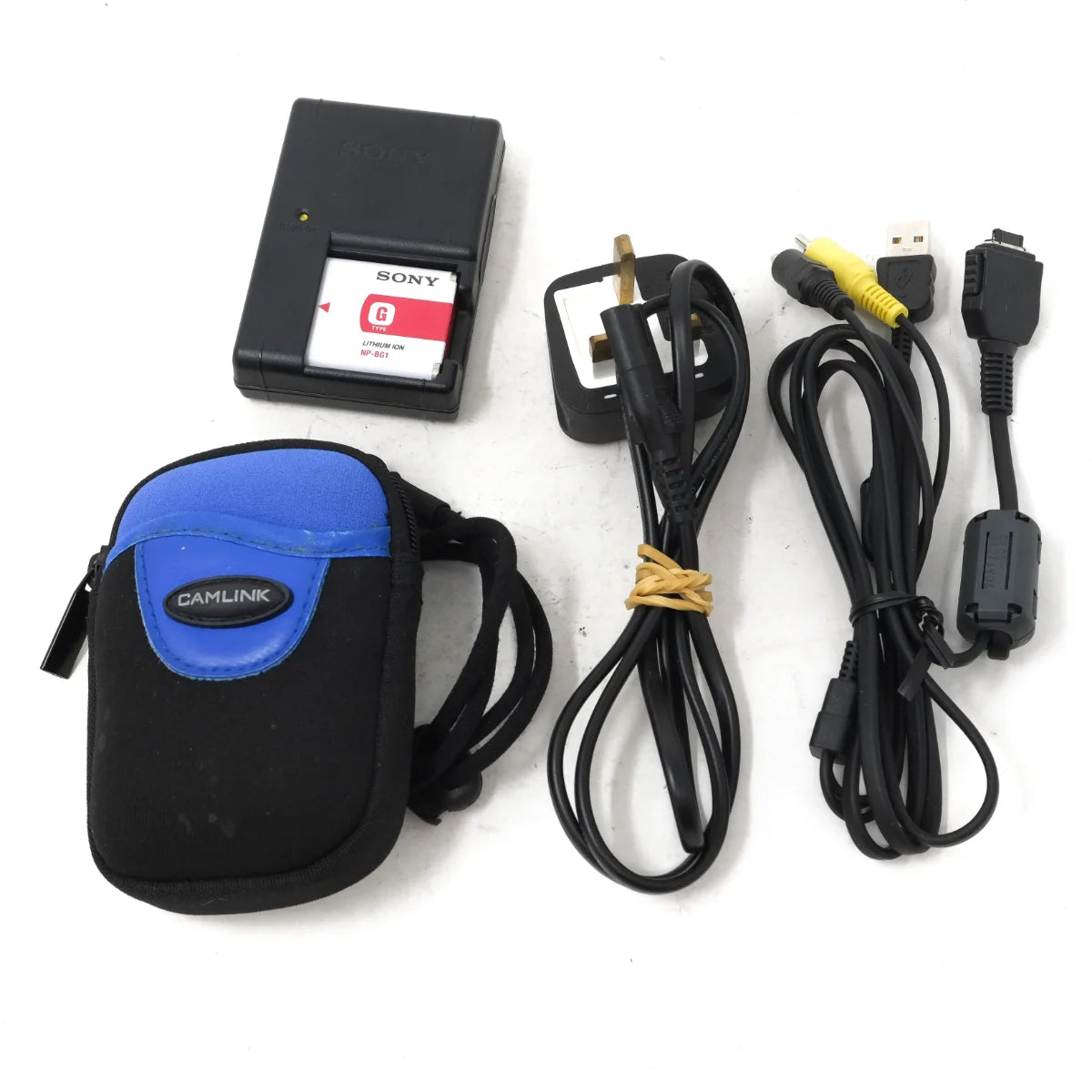 Used Sony Cybershot DSC-W80 Digital camera - battery, charger, case and cables