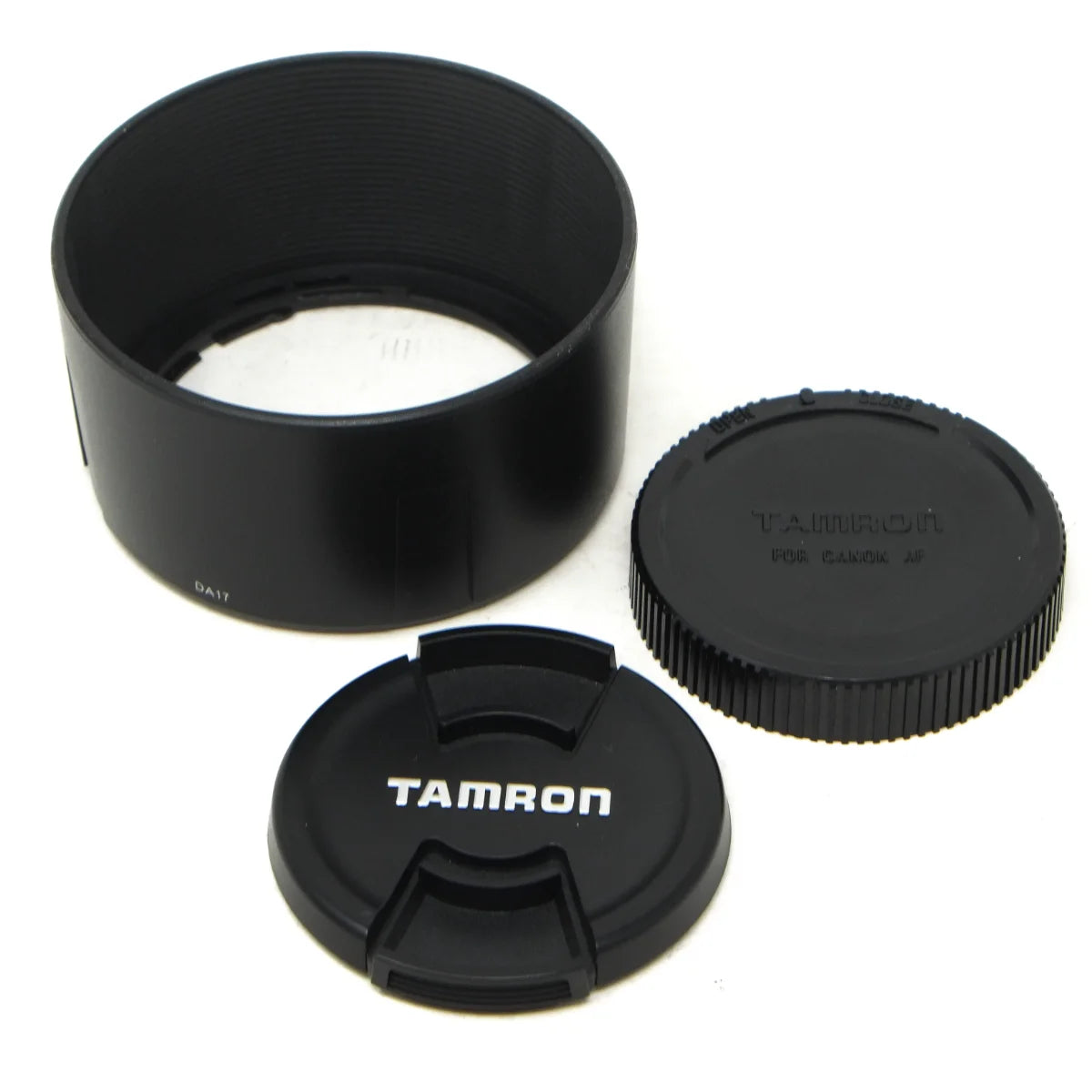 Used Tamron AF 70-300mm F4-5.6 Tele macro Lens in Canon EF Mount - lens hood and caps