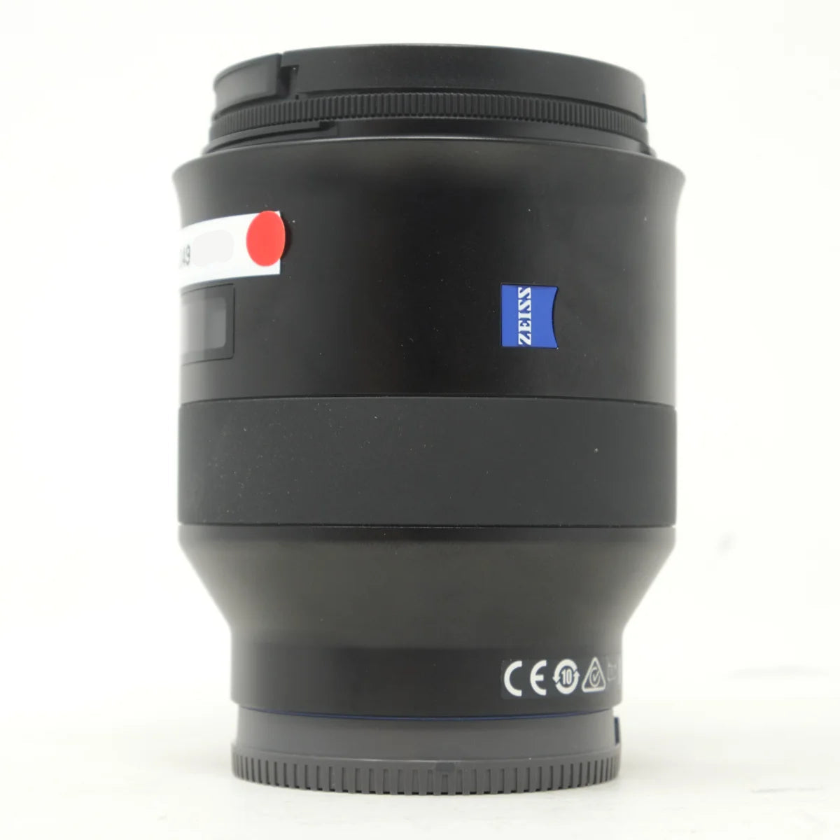Used Zeiss Batis Sonnar 85mm F1.8 T* lens in Sony E Mount - side angle