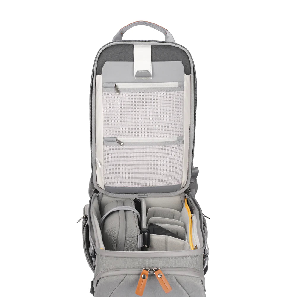 Vanguard VEO City B37 Grey Backpack - 12 Litre