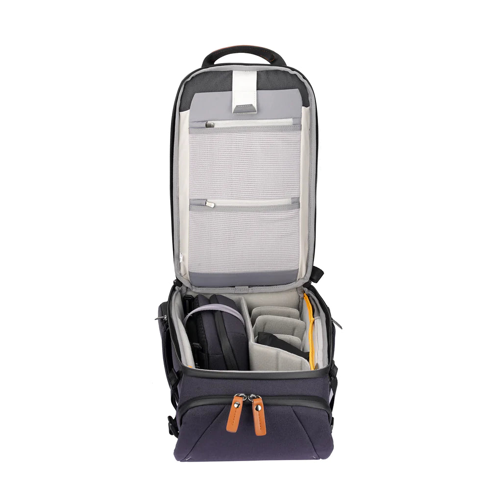 Vanguard VEO City B37 Navy Backpack - 12 Litre