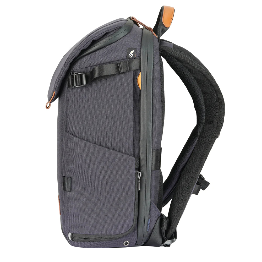 Vanguard VEO City B42 Navy Backpack - 16 Litre