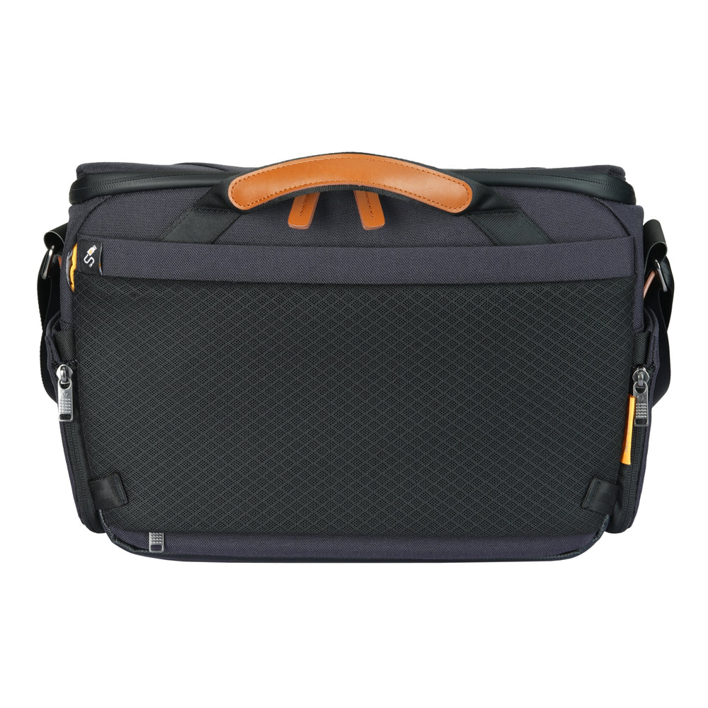 Vanguard VEO City S30 Navy Shoulder Bag - 8 Litres
