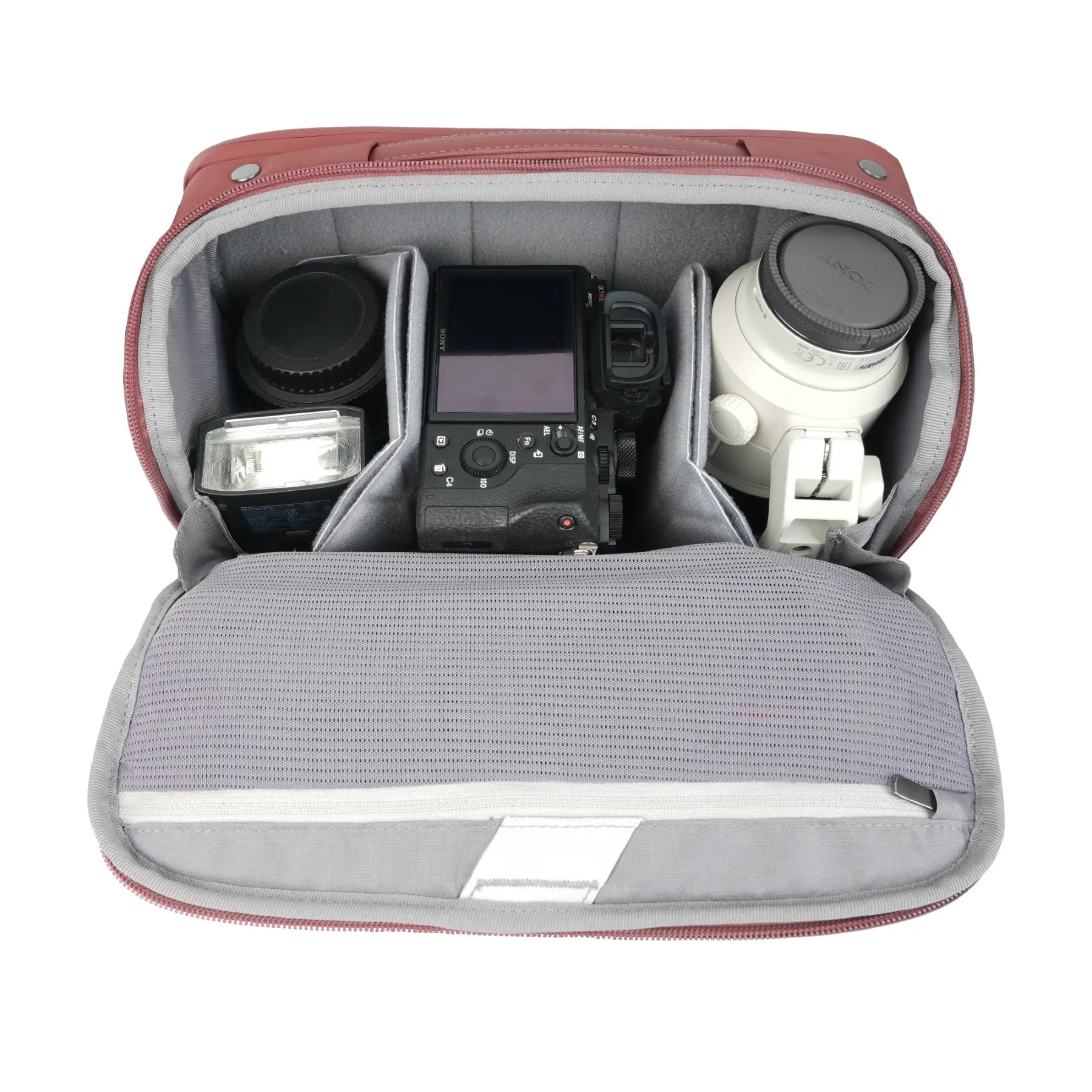 Vanguard VEO Metro S7L Camera Shoulder Bag - Burgundy