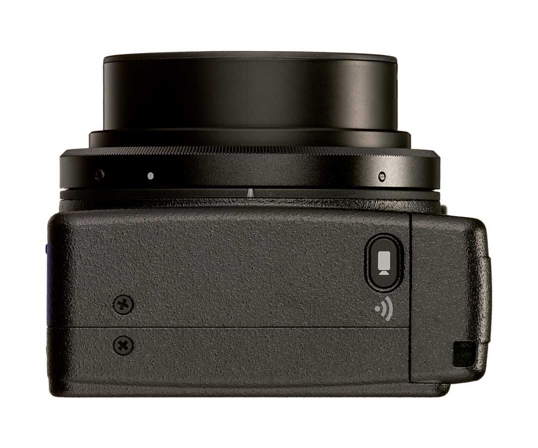 Product Image of RICOH GR IIIx Compact Camera 24.2 megapixel APS-C CMOS