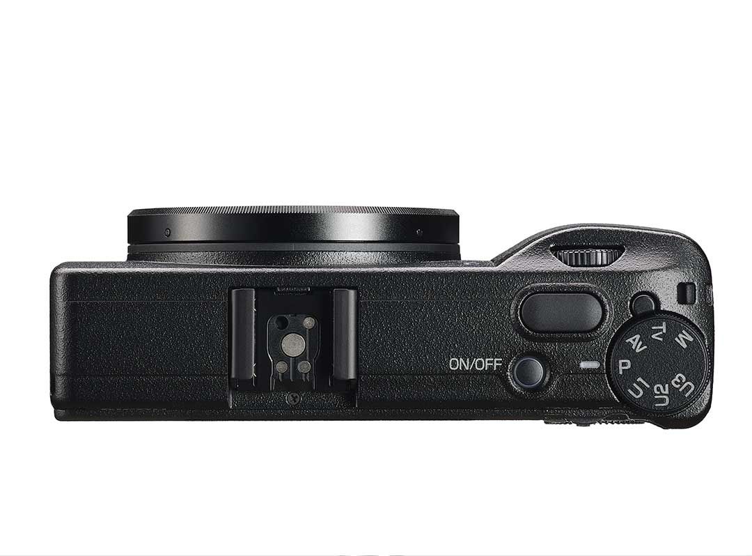 Product Image of RICOH GR IIIx Compact Camera 24.2 megapixel APS-C CMOS