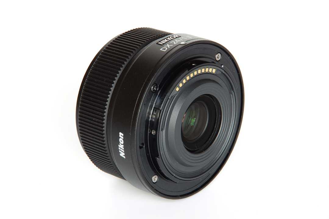 Nikon NIKKOR Z DX 24mm f1.7 Lens