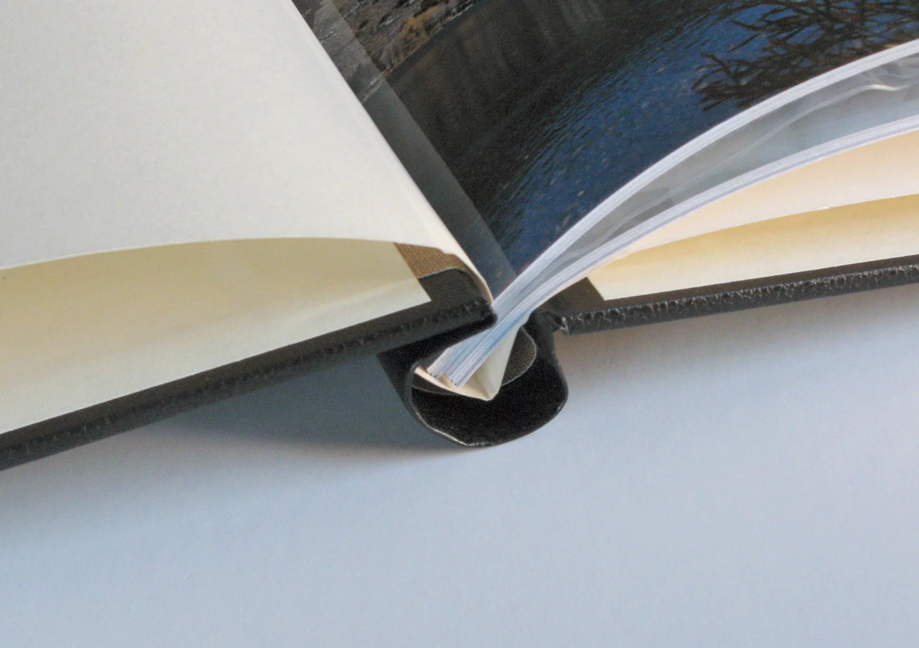 Permajet Black Leather Look - 15mm Spine - Landscape