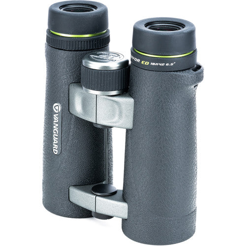 Vanguard Endeavor ED 10x42 Binoculars 1042