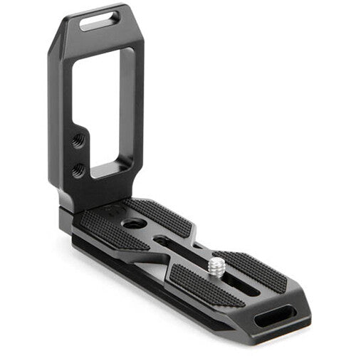 Product Image of 3 Legged Thing QR11 2.0 Universal L-Bracket - Arca Swiss Compatible L-Bracket for Multiple Mirrorless, DSLR Cameras (Darkness)