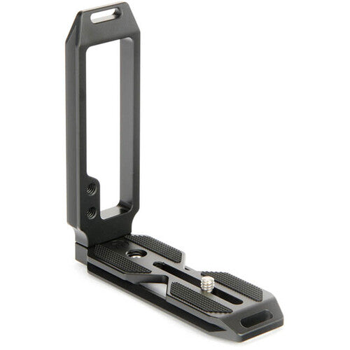 Product Image of 3 Legged Thing QR11 2.0 Universal L-Bracket - Arca Swiss Compatible L-Bracket for Full Bodied Cameras (Darkness)