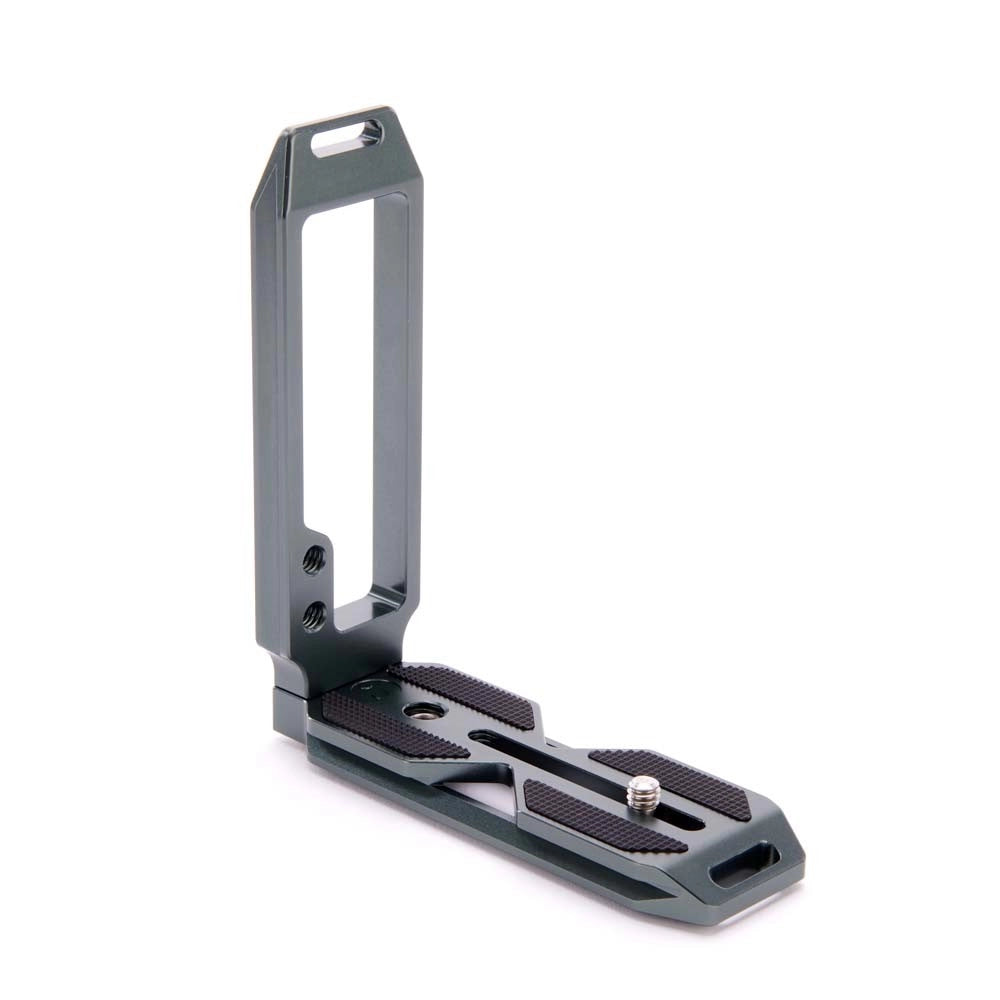 Product Image of 3 Legged Thing QR11 2 .0 Arca Swiss-Compatible Full Body Universal L-Bracket (Grey)