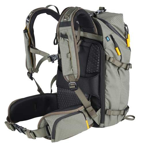 Vanguard VEO Active 46 Trekking Backpack Rear Access - Green