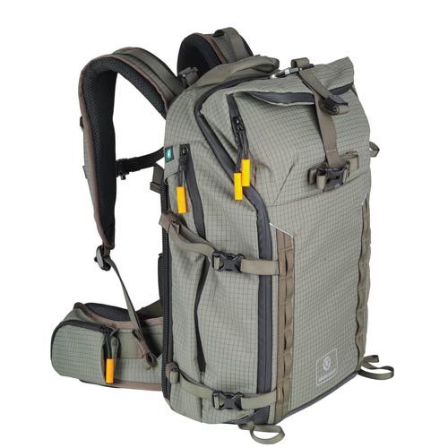 Vanguard VEO Active 46 Trekking Backpack Rear Access - Green