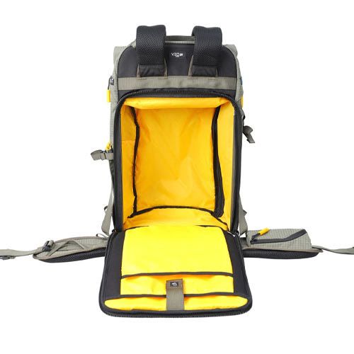 Vanguard VEO Active 46 Trekking Backpack Rear Access - Green