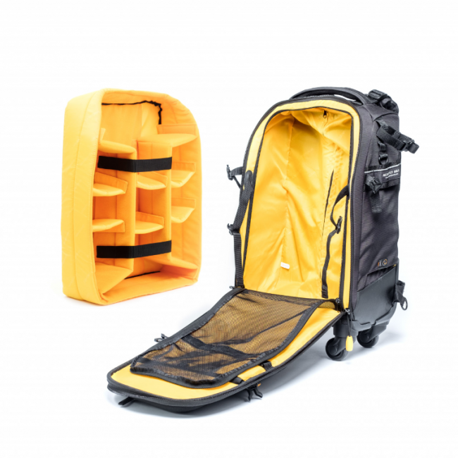 Vanguard Alta Fly 55T 2 in 1 Trolley and Backpack