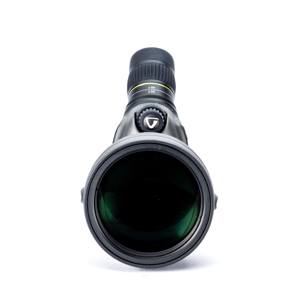 Vanguard Endeavor HD 82A Angled Spotting Scope with 20-60x Zoom Eyepiece
