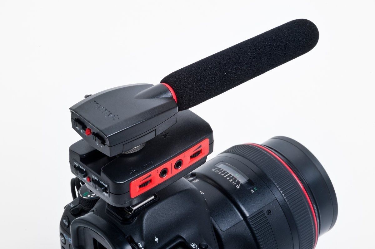 MyMyk SmartMyk PLUS audio mixer and monitoring device