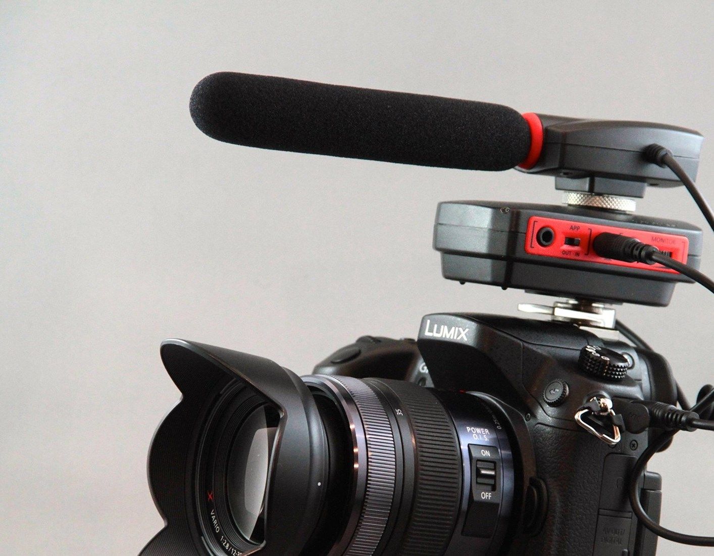 MyMyk SmartMyk PLUS audio mixer and monitoring device