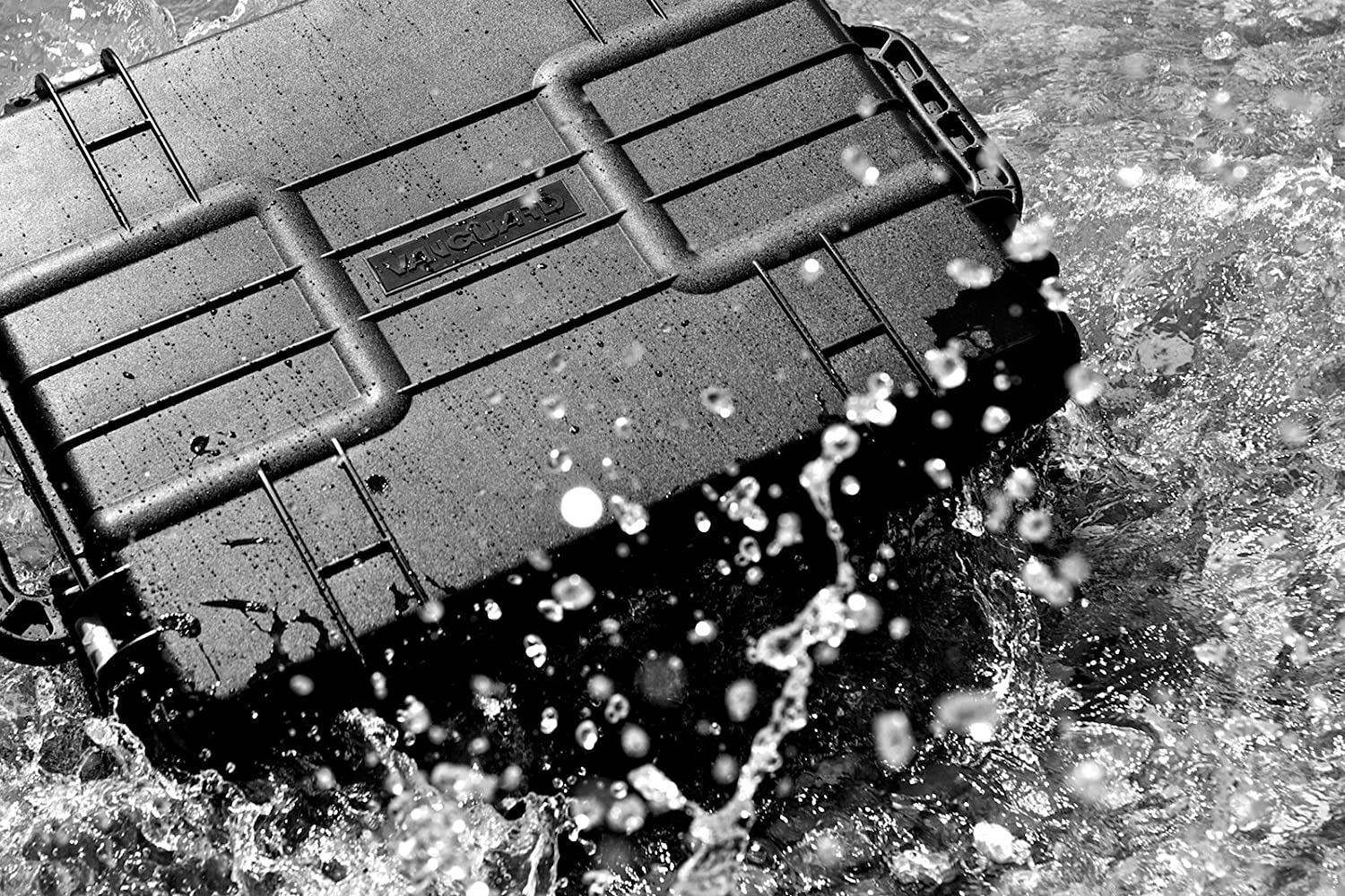 Vanguard Supreme 53D Ultra-Tough Waterproof Case (Removable Divider Bag)